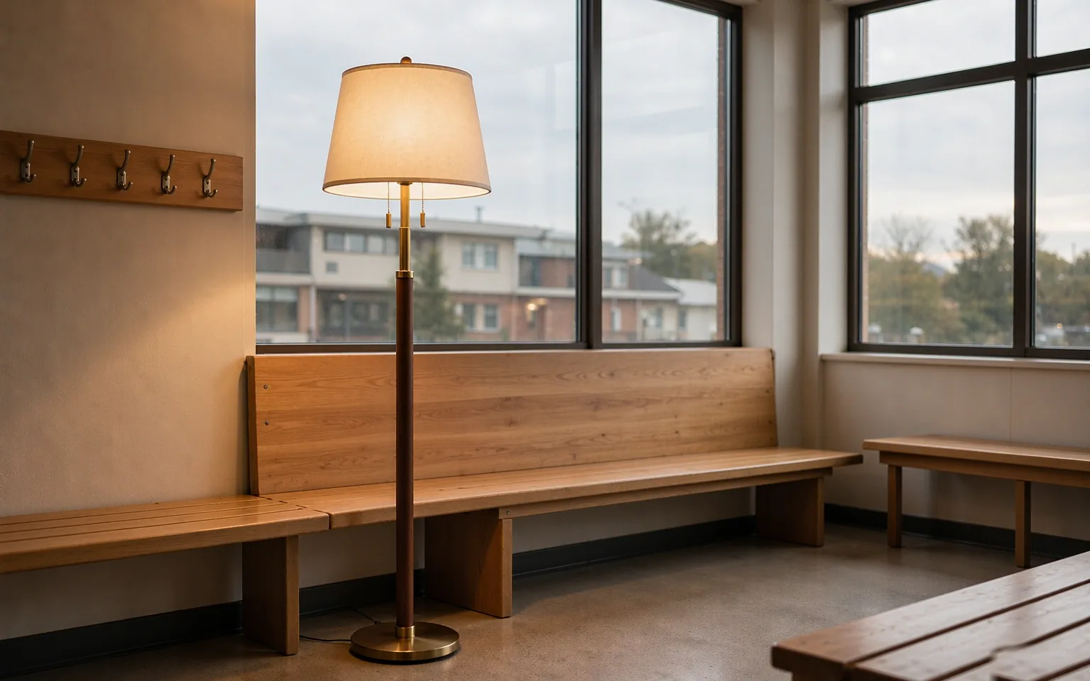 Unit Turns and Make-Ready: What Multifamily Maintenance Teams Want From a Lamp